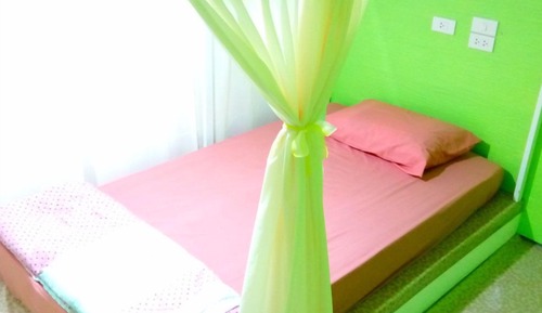 6-Bed Female Dormitory