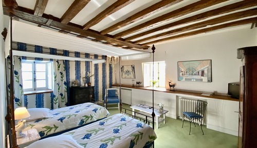 Chambre Classique Double ou avec lits jumeaux, vue lac, côté jardin (Clos des Bidaudières)