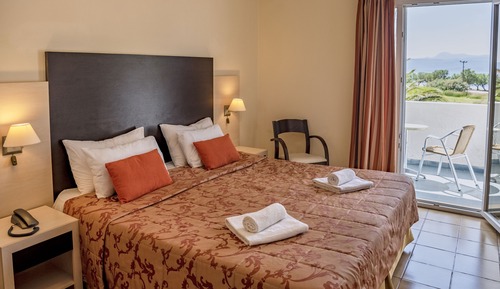 Chambre Double Confort, non-fumeurs, vue mer