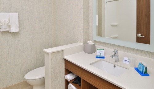 Chambre, accessible aux personnes à mobilité réduite, non-fumeurs (Hearing)