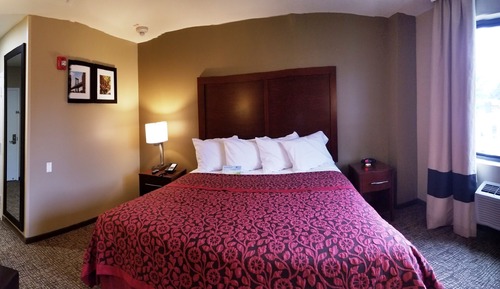 Chambre, 1 très grand lit, accessible aux personnes à mobilité réduite, non-fumeurs (Bathtub)