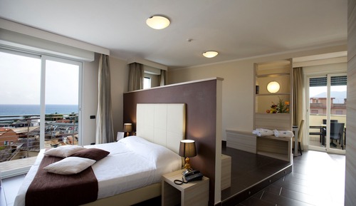 Studio Supérieur, vue mer