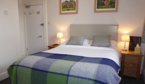 Chambre Double, 1 lit double (Ardd)