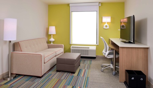 Suite, 1 très grand lit, accessible aux personnes à mobilité réduite, non-fumeurs (Roll-in Shower)
