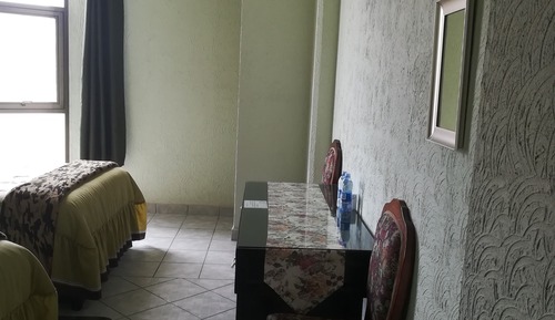 Chambre Double, 2 lits doubles
