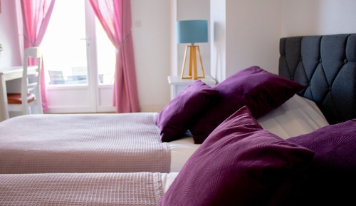 Chambre Confort Double ou avec lits jumeaux, 2 lits une place