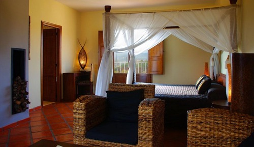 Suite Studio Junior, 1 très grand lit, baignoire à jets, dans la tour