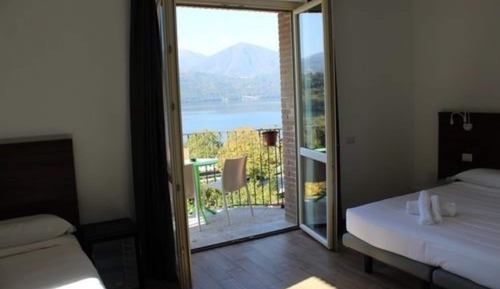Chambre Double ou avec lits jumeaux, balcon, vue lac
