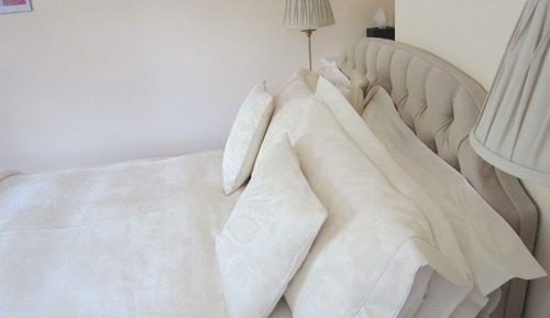 Chambre Double, salle de bains attenante