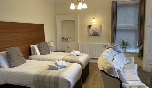 Chambre Supérieure avec lits jumeaux