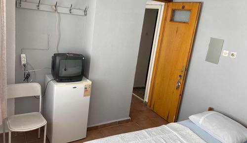 Chambre Double Économique ((ORTAK BANYOLU))