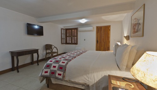 Chambre Supérieure, 1 lit double, non-fumeurs, salle de bains attenante