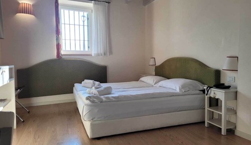 Chambre Économique Double ou avec lits jumeaux