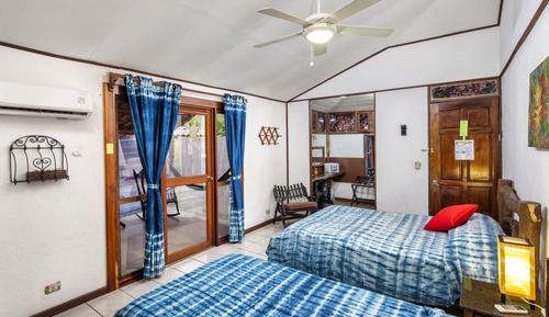 Chambre Standard, 2 lits une place