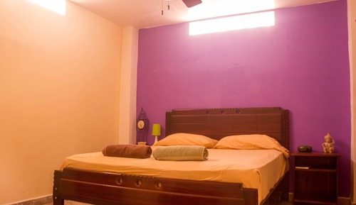 Cottage « Premier », 2 chambres, cuisine, en bord de piscine