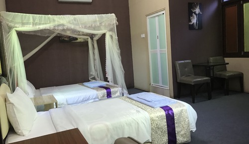 Chalet Tradition, 1 chambre, vue jardin, côté jardin