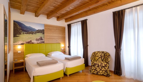 Chambre Classique Double ou avec lits jumeaux, bain à remous