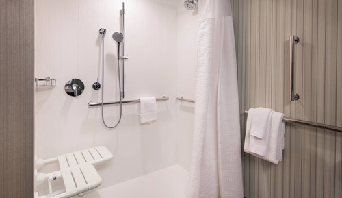 Chambre, 1 très grand lit (Mobility Accessible, Roll-In Shower)