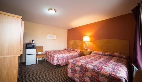 Chambre Économique, 2 grands lits, fumeurs