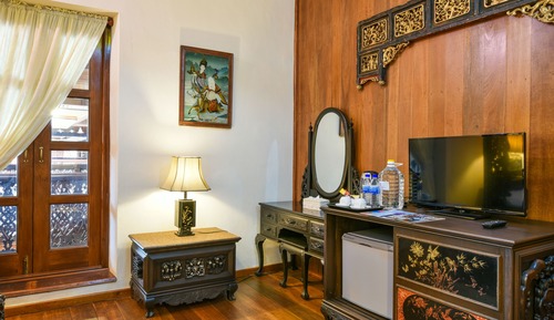 Chambre (Opium Pearl)