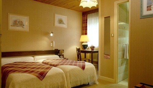 Chambre avec lits jumeaux, plusieurs chambres
