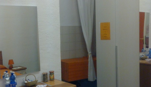 Chambre Triple, 1 chambre