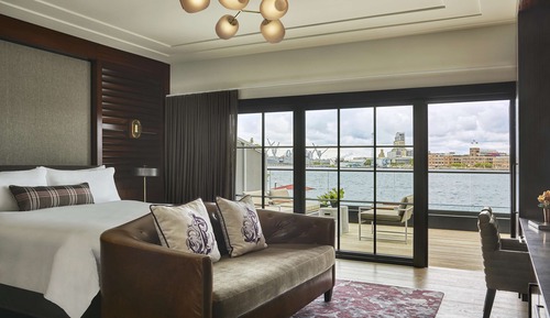 Chambre Deluxe, 1 très grand lit, balcon