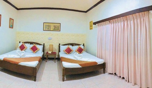 Mahogany Family Deluxe room 