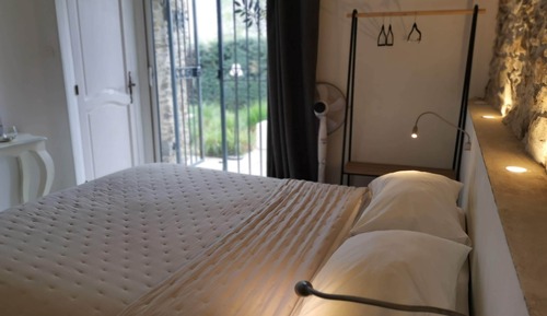 Chambre Double Standard, 1 grand lit