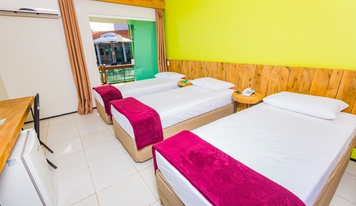 Chambre Triple Supérieure, 3 lits une place