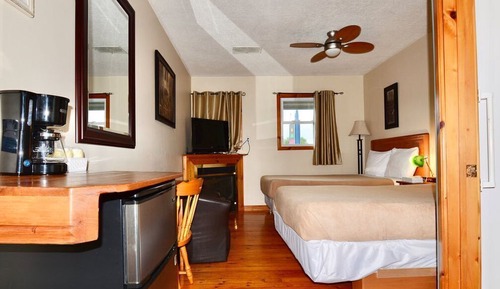 Chambre Double Confort, salle de bains attenante