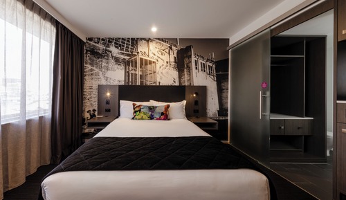 Chambre Standard, 1 grand lit (Standard Queen)