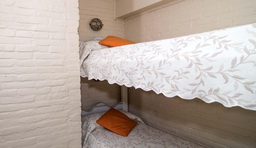 Appartement Majestueux, 3 chambres, rez-de-chaussée
