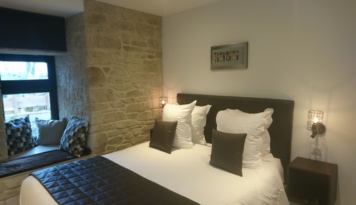 Studio Exclusif, 1 lit double et 1 canapé-lit, accessible aux personnes à mobilité réduite, cuisine