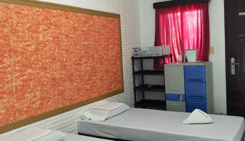 Chambre Double Deluxe (with Shower)