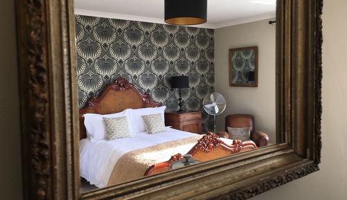 Chambre Double Supérieure, salle de bains attenante (Estuary)