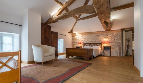 Chambre Familiale (Le Dortoir des Vendangeurs)