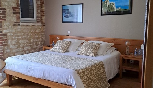 Chambre Double Luxe, salle de bains attenante (Champenoise )