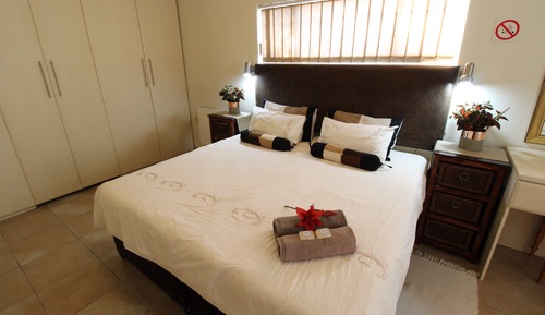 Appartement Exécutif (1 Bedroom Apartment (Air-con) (6))