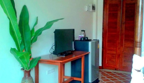 Chambre Deluxe, vue piscine (for 3 persons)