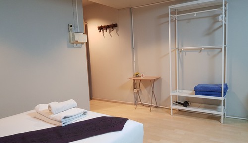 Chambre Familiale, salle de bains privée