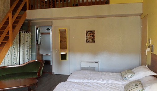 Chambre Familiale, plusieurs lits, non-fumeurs, vue parc