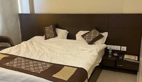 Chambre Deluxe, 1 grand lit, vue ville
