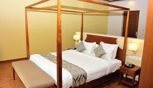 Chambre Double Royale, vue établissement
