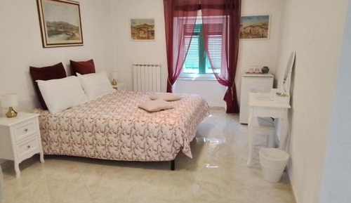 Chambre Confort Double ou avec lits jumeaux, vue jardin