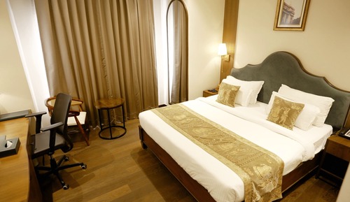 Chambre Supérieure, vue ville