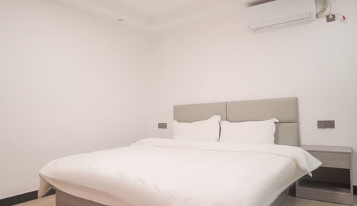 Chambre Standard Double ou avec lits jumeaux, animaux de compagnie acceptés, vue montagne