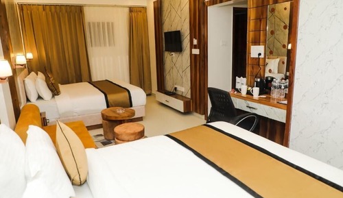 Chambre Familiale, vue ville