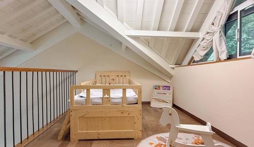 Chambre Double Supérieure, vue cour intérieure