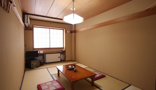 Chambre Standard (2-3 Person, Parking Free for 1st Car)